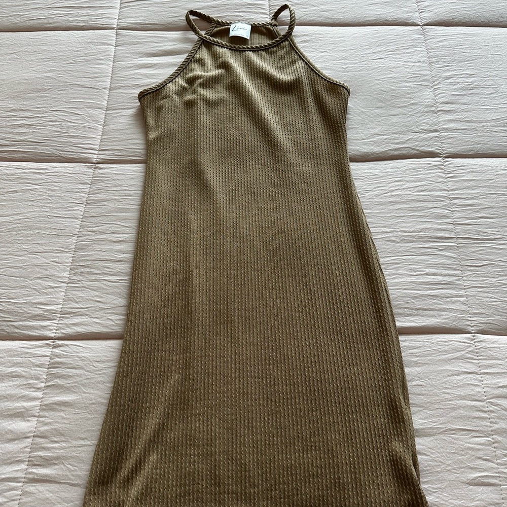 Short tan dress